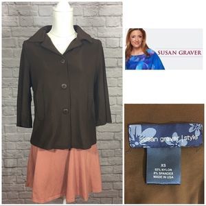 🌷 Susan Graver /Style XS Brown Button Up